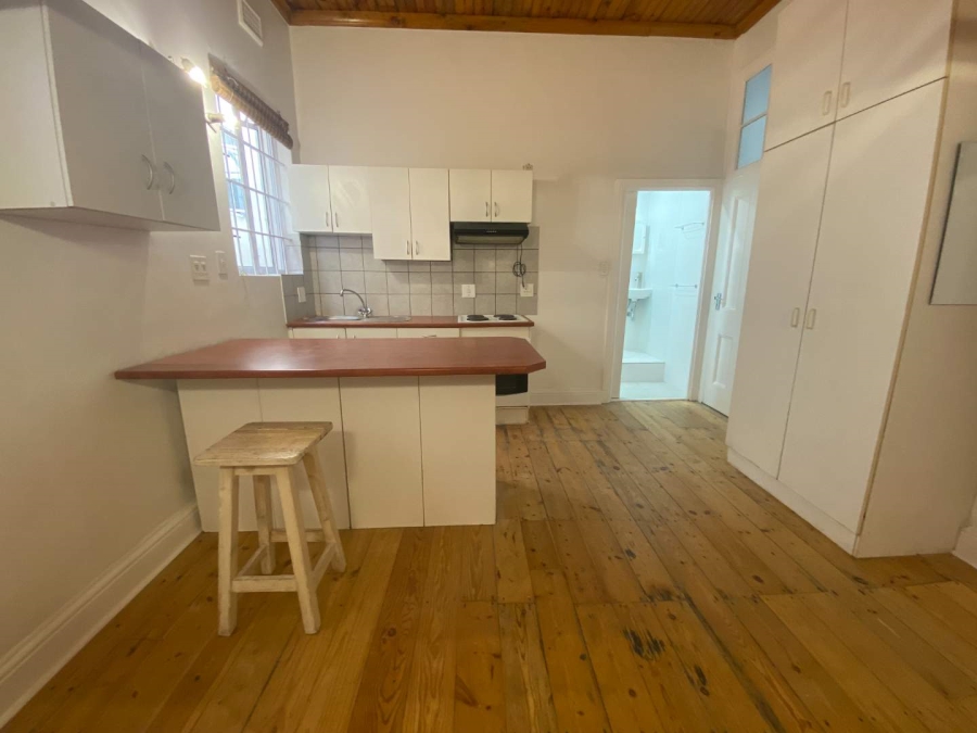 To Let 1 Bedroom Property for Rent in Muizenberg Western Cape